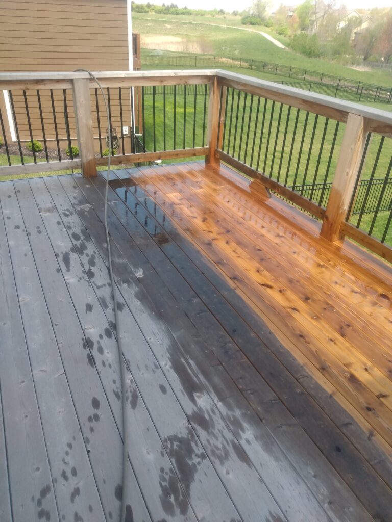 Deck Cleaning Lee's Summit