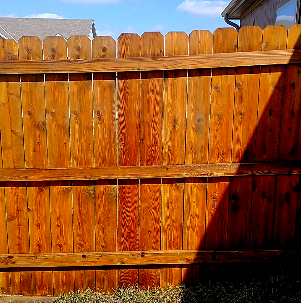 Fence Cleaning Lee's Summit, MO